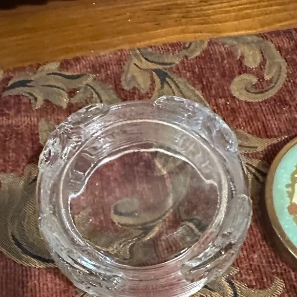 Vintage Floral Glass vanity jar - Picture 9 of 10